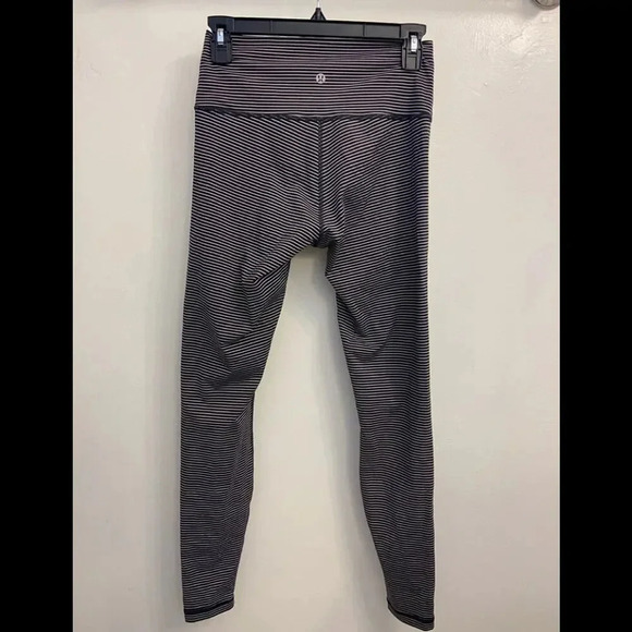 Lululemon Wunder Under High-Rise Tight 28' Luxtreme Gray & Pink Leggings Size 8 - Picture 6 of 7